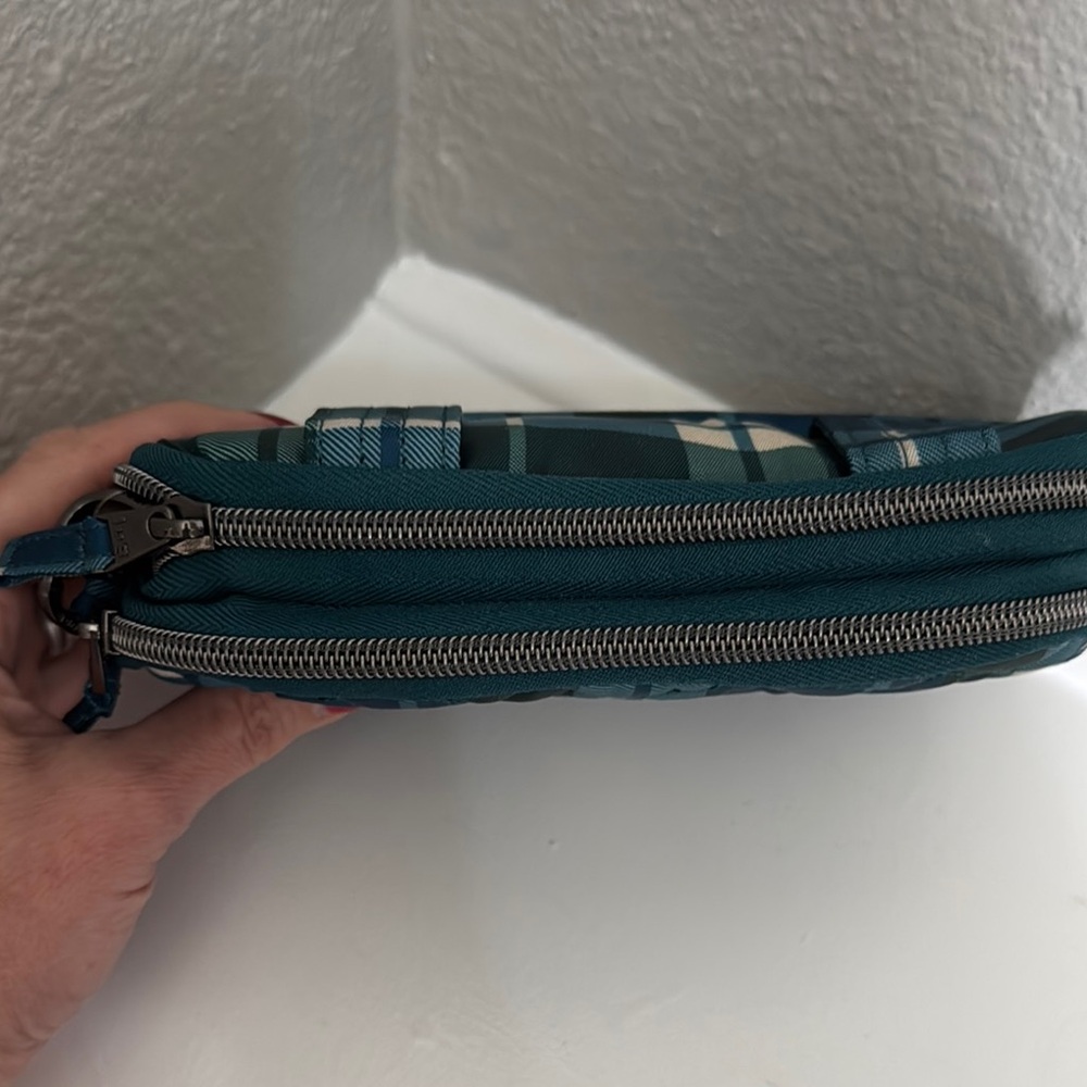 NWOT LUG Mini Convertible Hip Pouch - Coupe in Flannel Plaid Navy - Picture 3 of 12